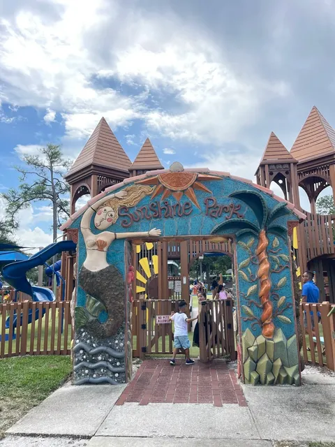 Jacksonville Zoo & Gardens | November Kids-Free Special! 🦁🎟️