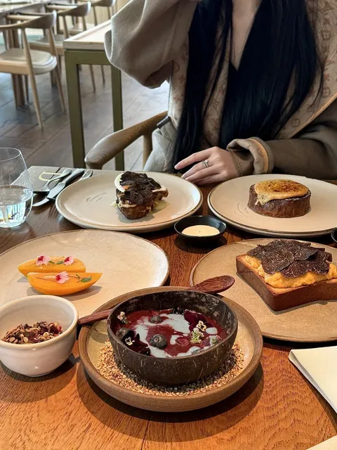 🌟 London Michelin One-Star HIDE: The Most Beautiful Brunch 🥪
