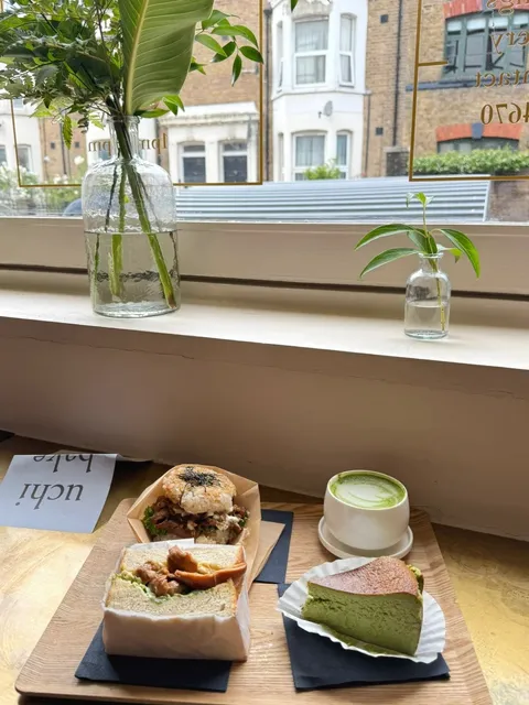 🇬🇧 The Hidden Gem of East London - Uchi Bake Japanese Café 🍵
