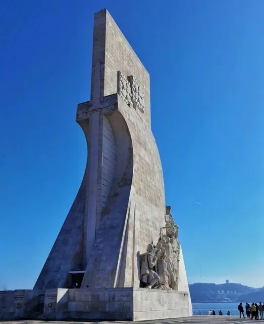 A memorable building: Padrão dos Descobrimentos 