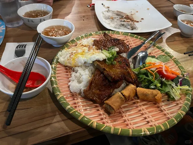 🇨🇦 My Personal Picks: Delicious Restaurants in Edmonton!