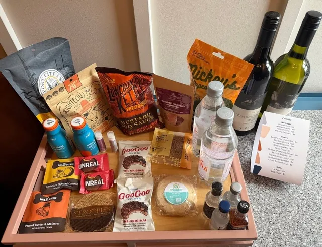 A Nashville Delight: The Chic Rooftop Bar!