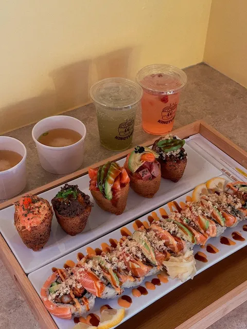 🇺🇸 LA’s Super Popular Korean Tofu Skin Rice Rolls｜Kingyubu 🍙✨