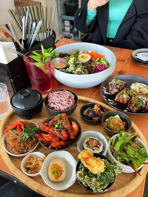Seattle Korean Fusion Transforming into a Korean-style Girl 📷