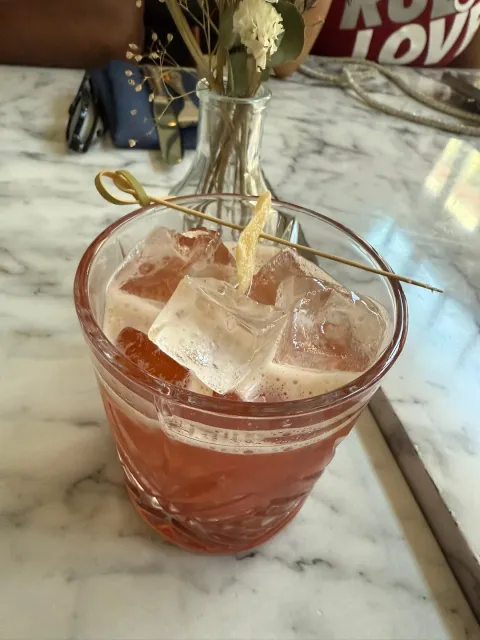 🌟 A Must-Visit in Seattle – Incredible Food, Vibe & Service! 🌟