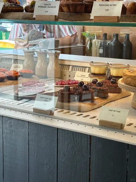 🌟 Tapisserie: Septime’s Michelin-Starred Pastry Gem!