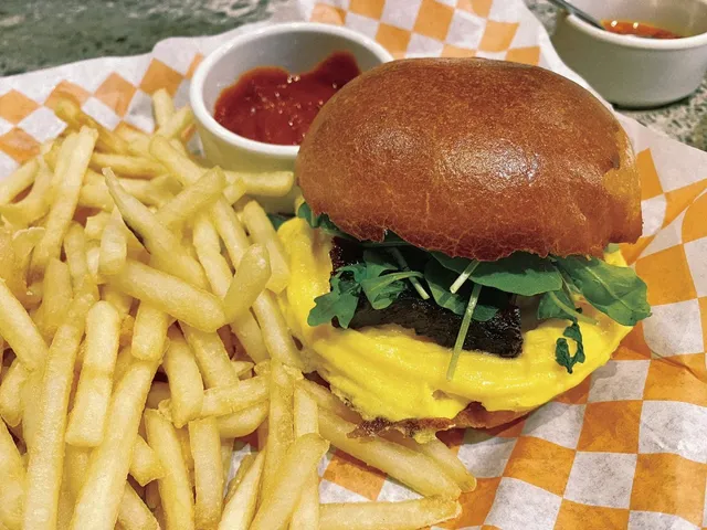 Potluck Club - American-Style Teahouse with a Twist 🍔