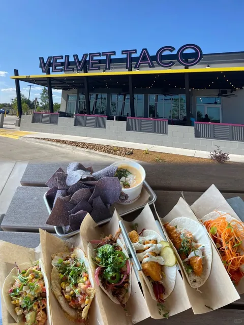 Dallas Fusion Tacos: A Flavor Odyssey 🌮💫