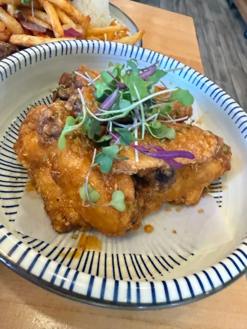 Fantastic Modern Vietnamese Food in LA! 🍜✨