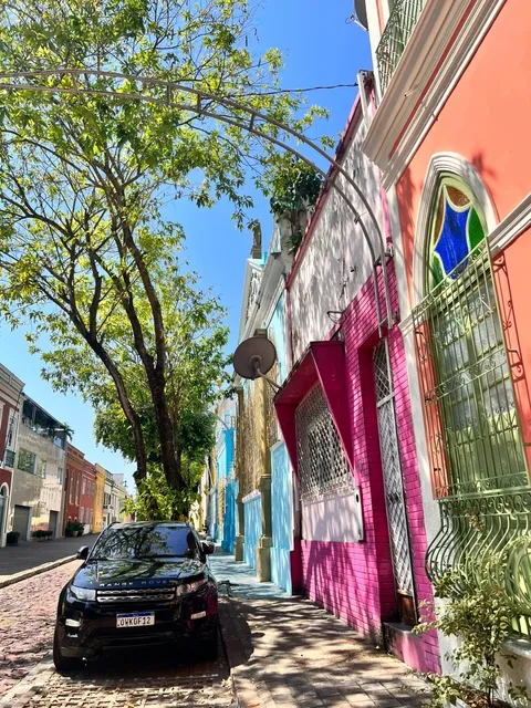 Manaus: A City of Color & Chill 🌈✨