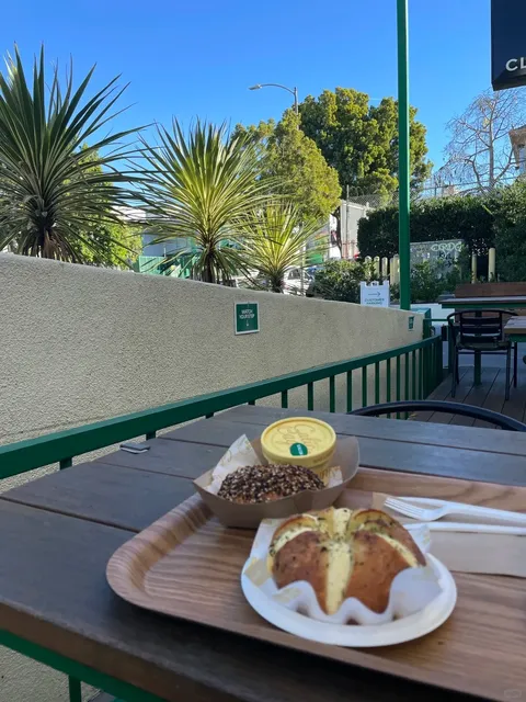🥯 Wait… LA Has Better Bagels Than NYC?! (4/100)