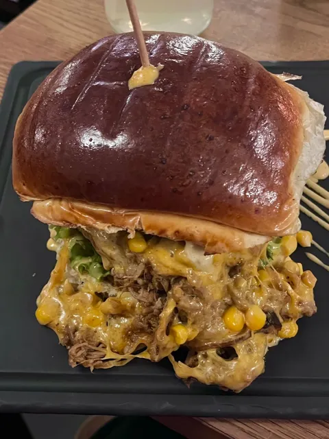 🇩🇪 Hamburg, Germany! The Burger of My Life! 🍔✨