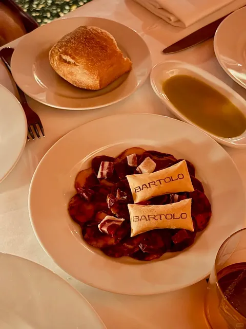 Found a Super Cute Spanish Bistro | Bartolo 🌟