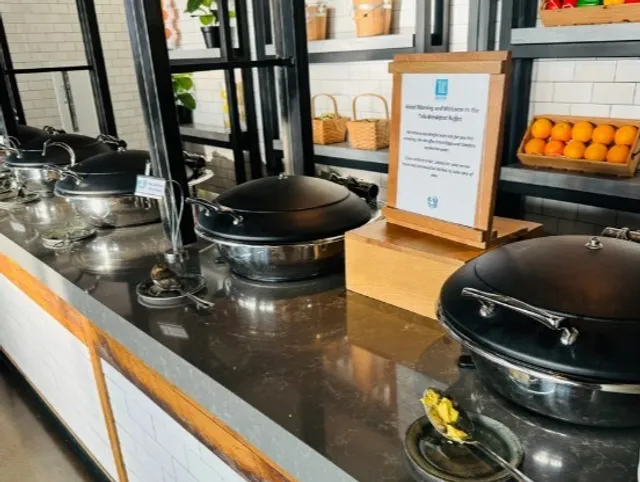 Tulu's Seaside Bar & Grill | Beachfront Bites & Sunsets