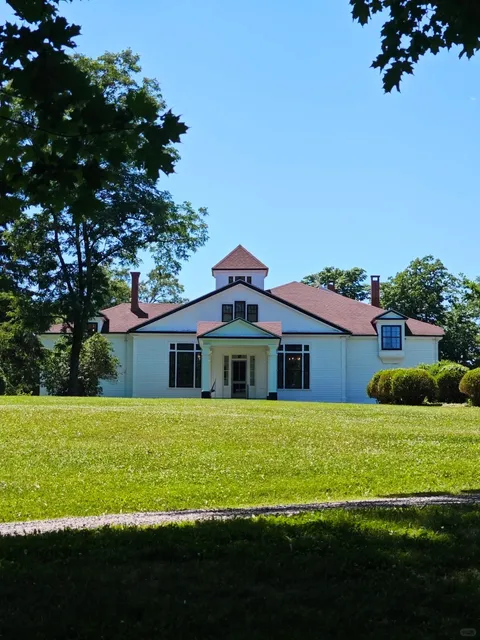 🇨🇦 Windsor, Nova Scotia: A Hidden Gem Near Halifax! ✨🏒
