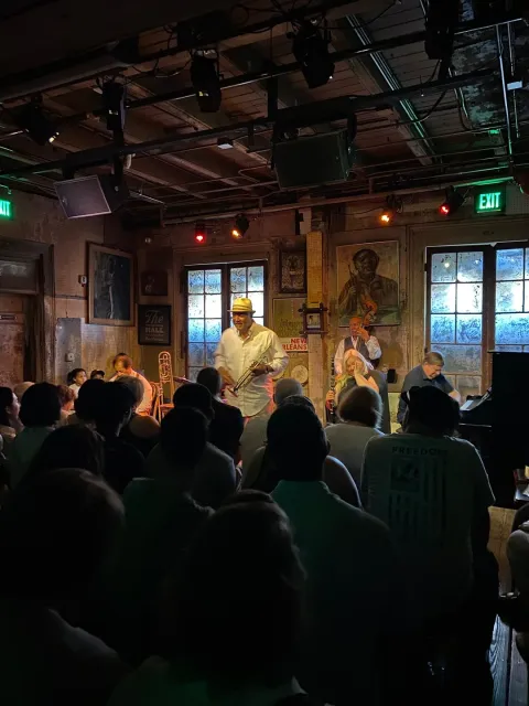 Experience the Best Jazz in an Authentic Atmosphere! 🎷🎶