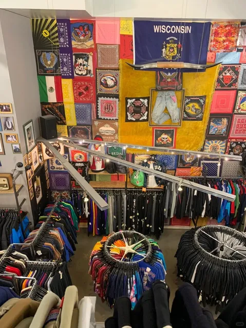  🇩🇪 Vintage Store Hunt | Germany Edition - Berlin & Hamburg 🎁