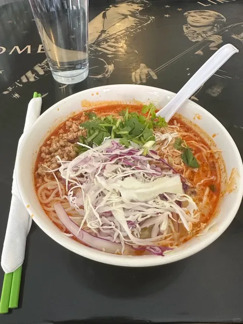 Madison Thai Food Favorites 🥭🍛