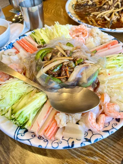 🇨🇦 Calgary's Most Generous Korean-Chinese Portions!