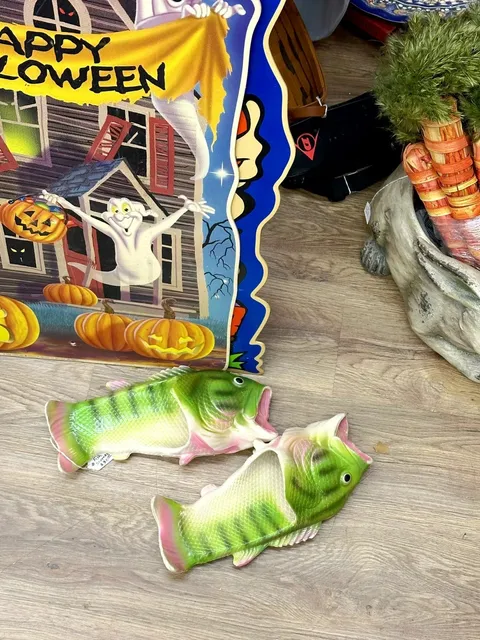 🛍️ 𝗟𝗶𝘁𝘁𝗹𝗲 𝗥𝗼𝗰𝗸'𝘀 𝗖𝗵𝗮𝗿𝗺𝗶𝗻𝗴 𝗠𝗮𝗿𝗸𝗲𝘁𝘀 !!!🤩