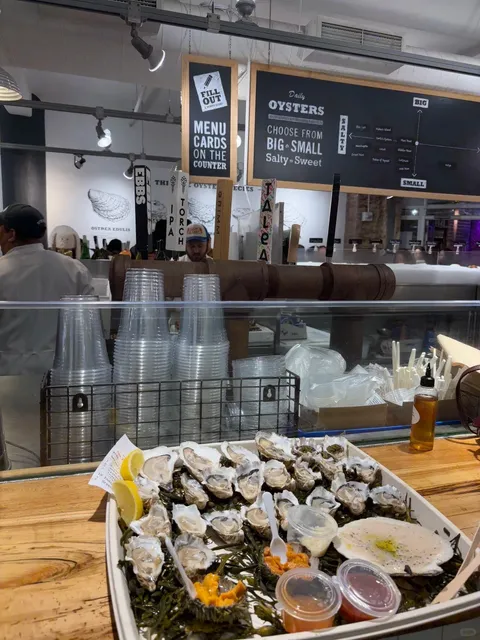 New York | Chelsea Fresh Oysters 🦪✨