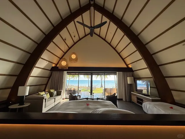 🇫🇯 Fiji's Ultimate Main Island Resort: Marriott Momi Bay 🌅✨