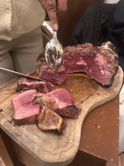 Florence T-bone steak recommendation 😋 It's super delicious!