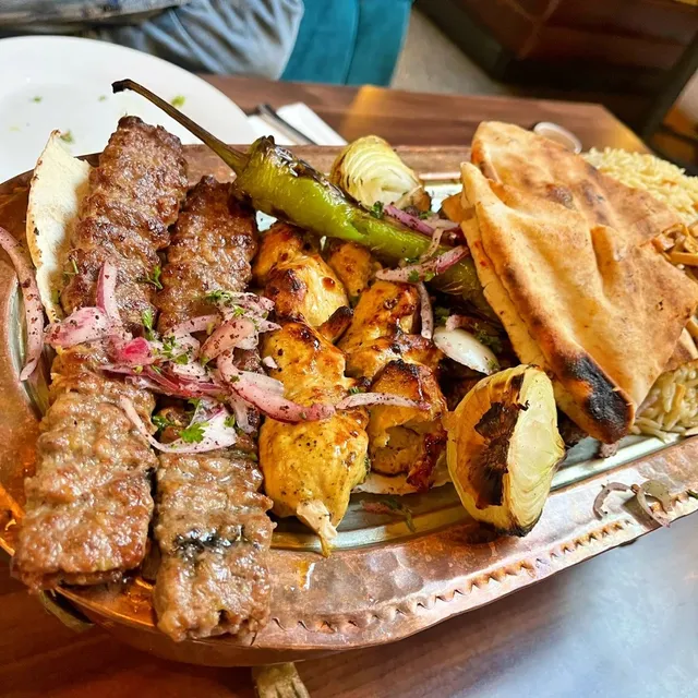 🇨🇦 Ottawa Must-Visit: Amazing Authentic Turkish Kebab 🍢😋