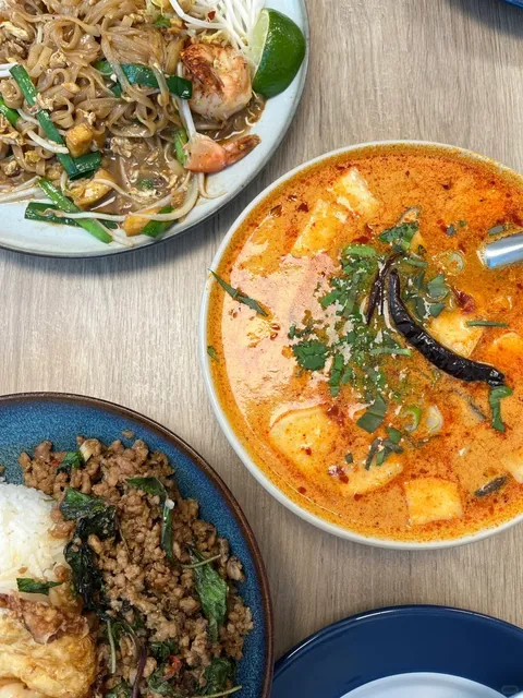 🇨🇦 Vancouver | I Officially Crown This My Thai Food Soulmate! 🍛👑