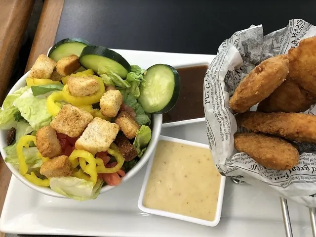 A Heartwarming American Breakfast at the Airport