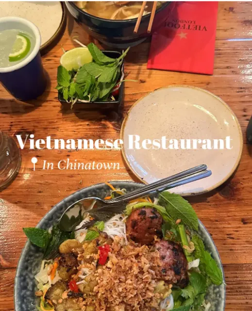 🥢 Vietnamese Restaurant in the Heart of Chinatown: Viet Food, Chinato