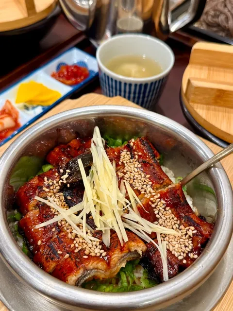 Popular Korean Rice Pot Spot Damsot Lands in Ktown! 🍚