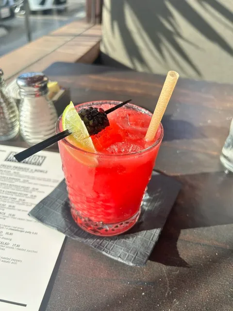 Beautiful Meal at Reunion Kitchen + Drink – Menu + Translation 🍽️✨