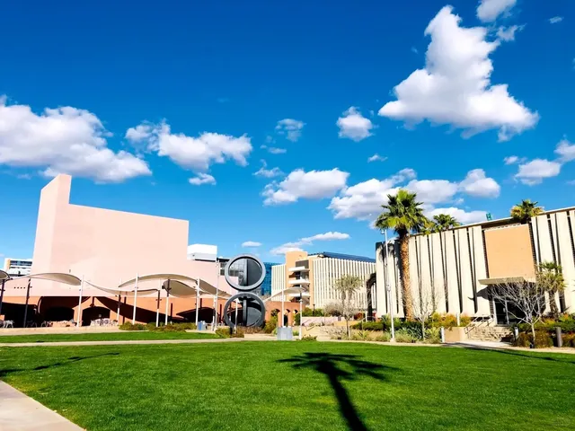 🌏📚Arizona State University