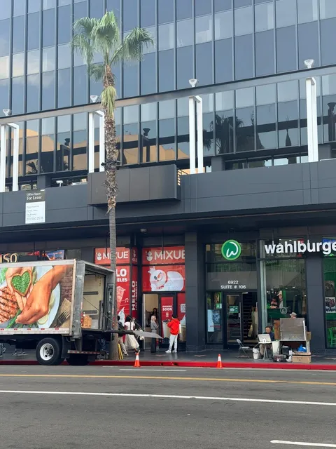 🇺🇸 First U.S. Location｜MIXUE Finally Arrives in Hollywood! 🧋