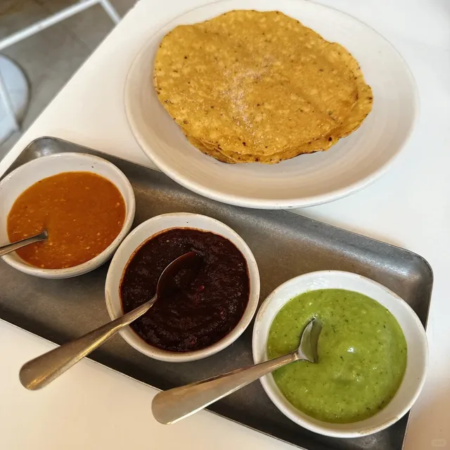 Philadelphia | Condesa — A Mexican Restaurant Full of Atmosphere 🌮