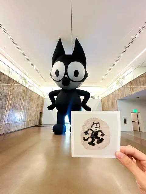  Let's check out this museum with  free admission and parking ! 🎉