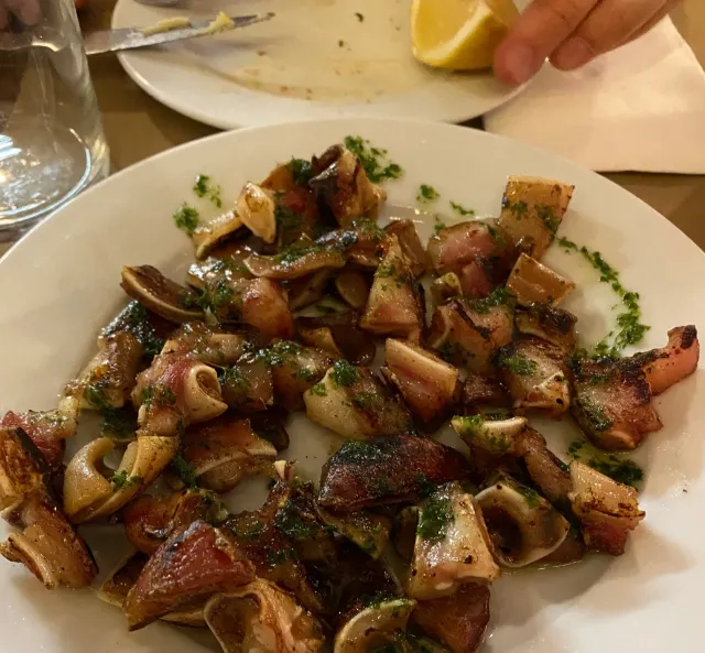 📍 Valencia | A treasure store you can only find if you eat it