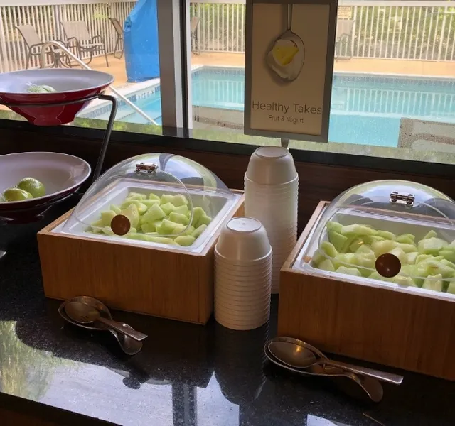 Tampa Hotel: A Surprising Stay!