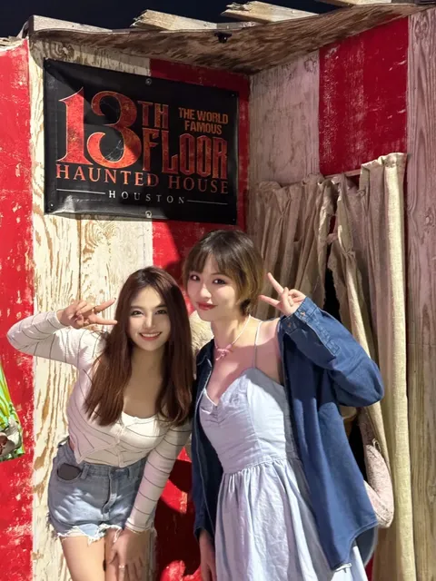 🎃 The 13th Floor is such a fun haunted house👻