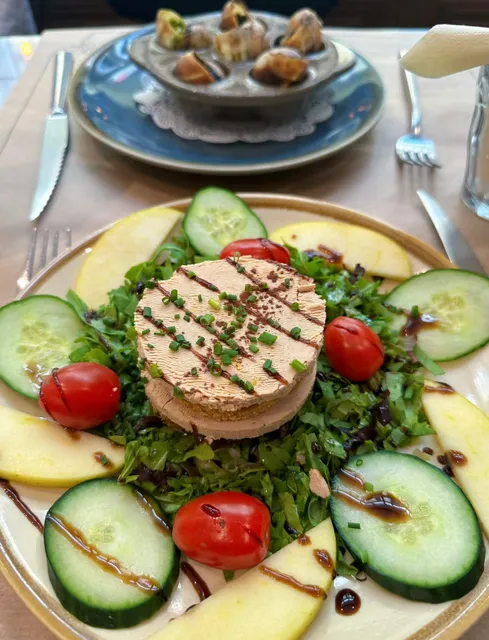 Savoring Paris: A Culinary Adventure at La Jacobine 🍽️✨