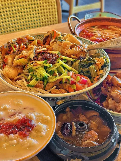 🇨🇦Toronto Yunnan-style Pounded Rice Noodles (Dry Tossed)🍜