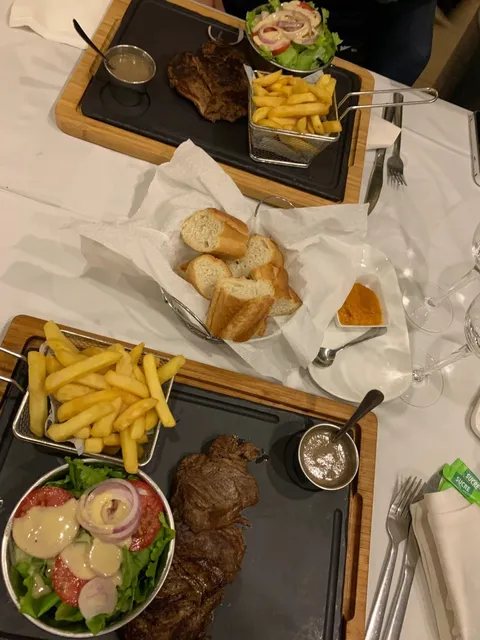 🇲🇱 Dining in Bamako: A Surprising Culinary Experience