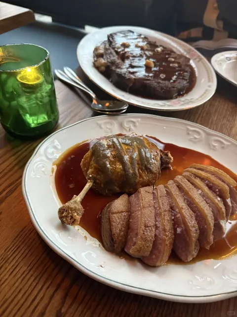 🇨🇦 ​​Toronto's Hidden French Gem: Duck + Steak Heaven!​​ 🦆🥩