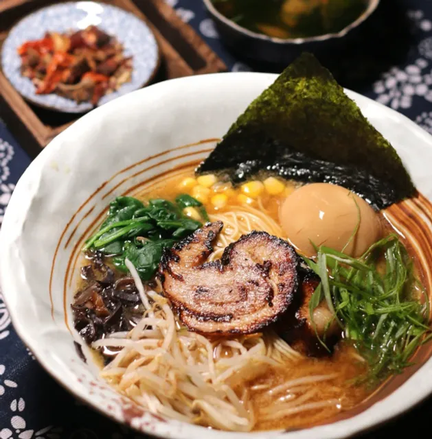 Phoenix City | First Hot Pot Restaurant Opens🔥