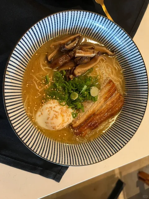 Savannah Restaurants & SCAD Survival Guide 