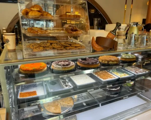 ☕️ Shibam Coffee | A Cozy Afternoon Retreat in Pittsburgh