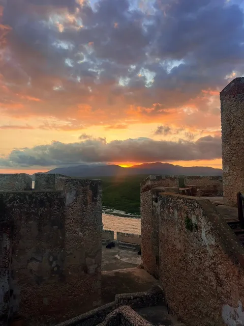 Chasing the Sunset at Castle Hill 🏟🌅