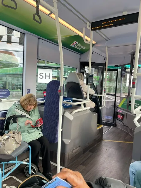 🇬🇧 How to Get Around Leicester? Local Bus Guide + Citymapper