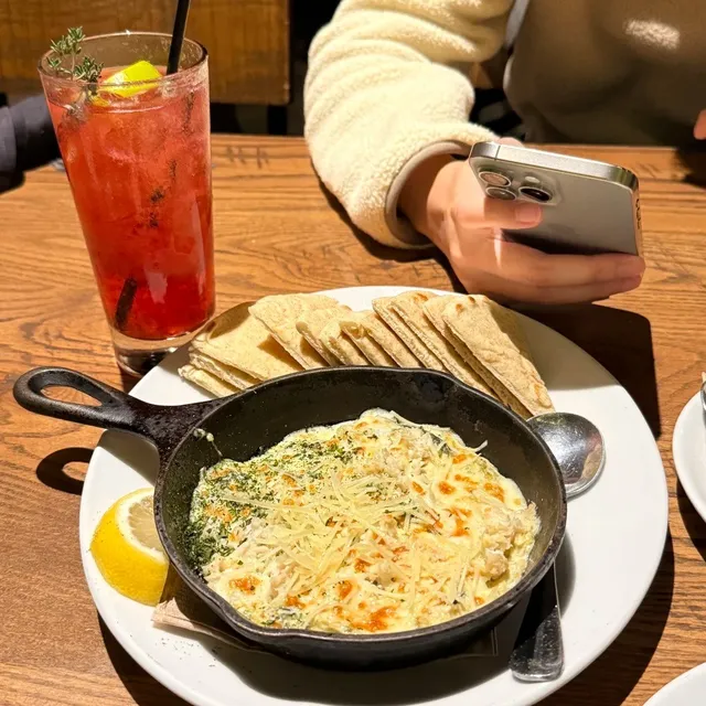 Anchorage Restaurant | Cozy Dining in a Snowy Night